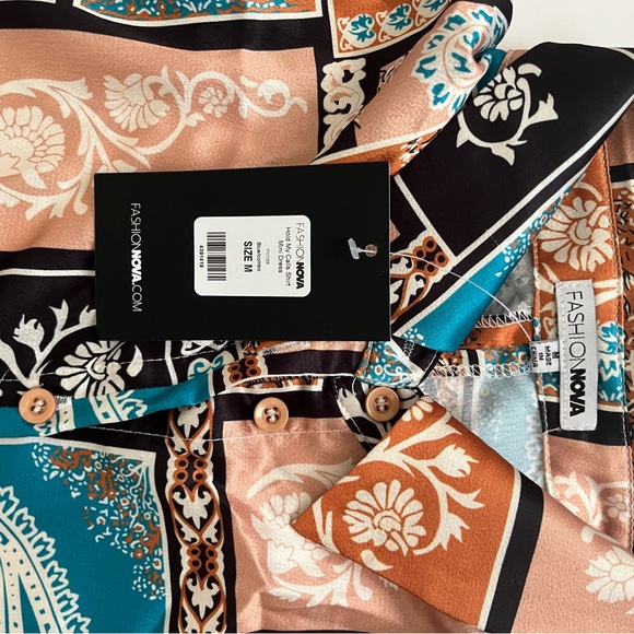 Fashion Nova Women T-Shirt Mini Dress Satin Multicolor Floral Casual Sz‎ M - Picture 2 of 5